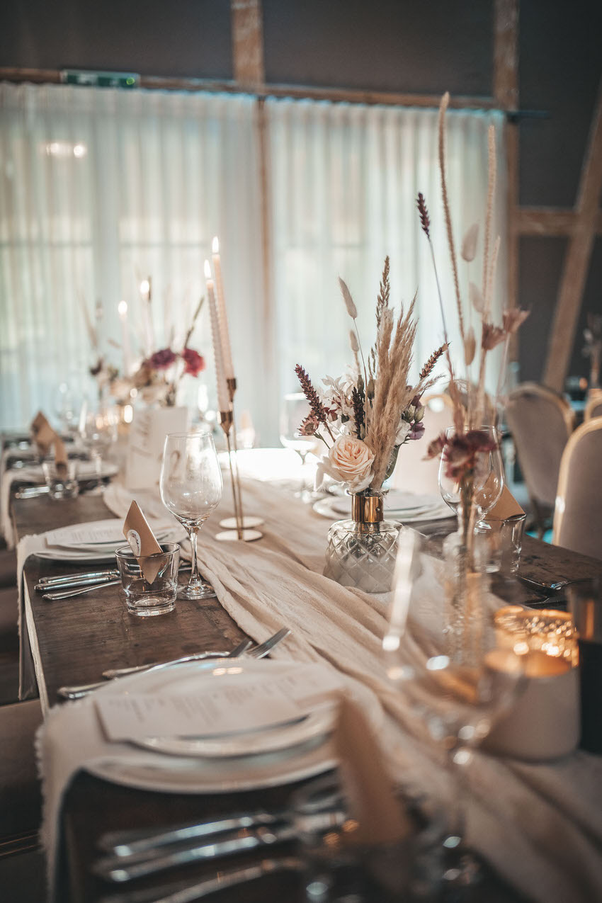 Украшение стола свадьба сарай - на сайте frauimmer-herrewig.de