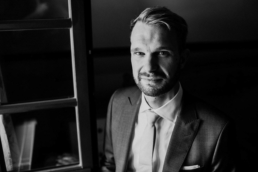 Жених перед свадьбой - на сайте frauimmer-herrewig.de