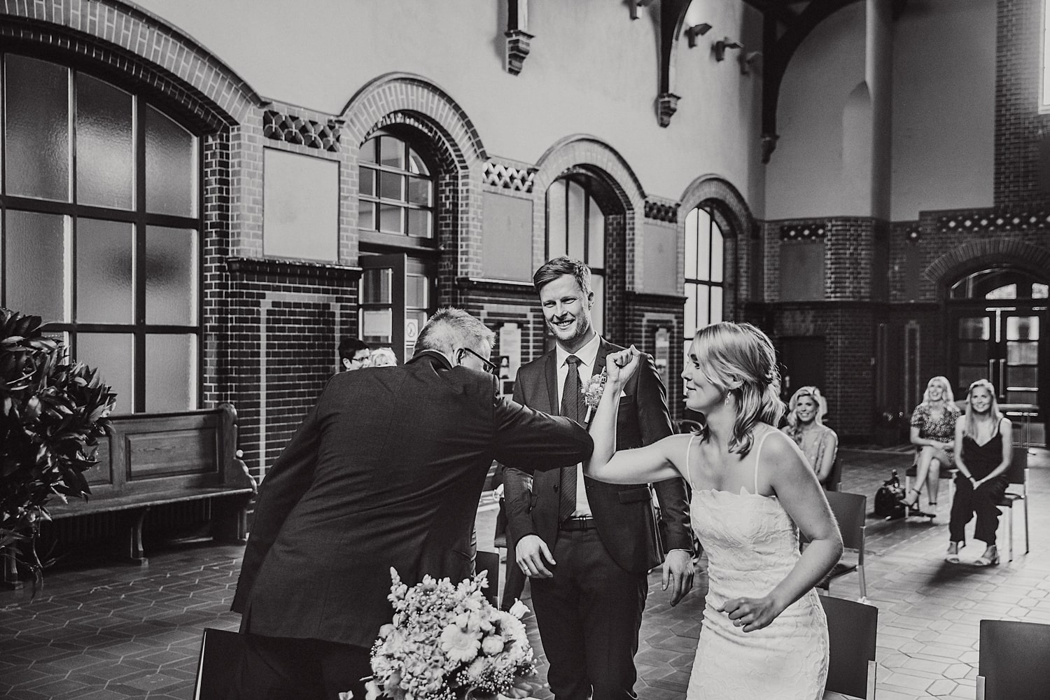 Гражданский брак в LWL-Industriemuseum Dortmund - как видно на frauimmer-herrewig.de Гражданский брак в LWL-Industriemuseum Dortmund - как видно на frauimmer-herrewig.de