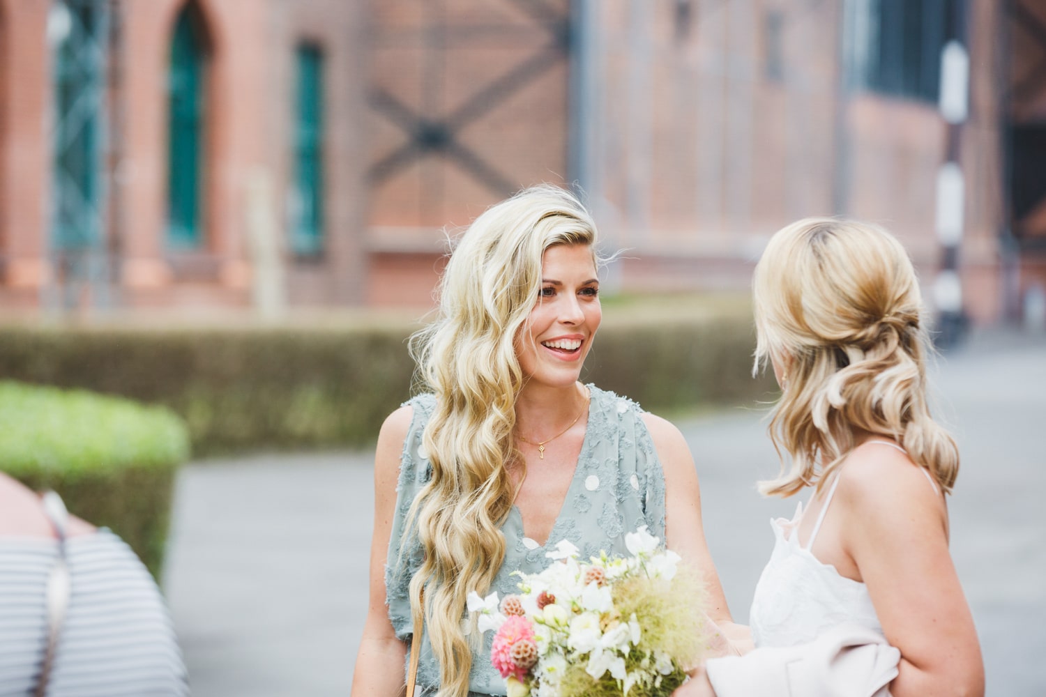 Невеста и фрейлина - на frauimmer-herrewig.de Невеста и фрейлина - на frauimmer-herrewig.de