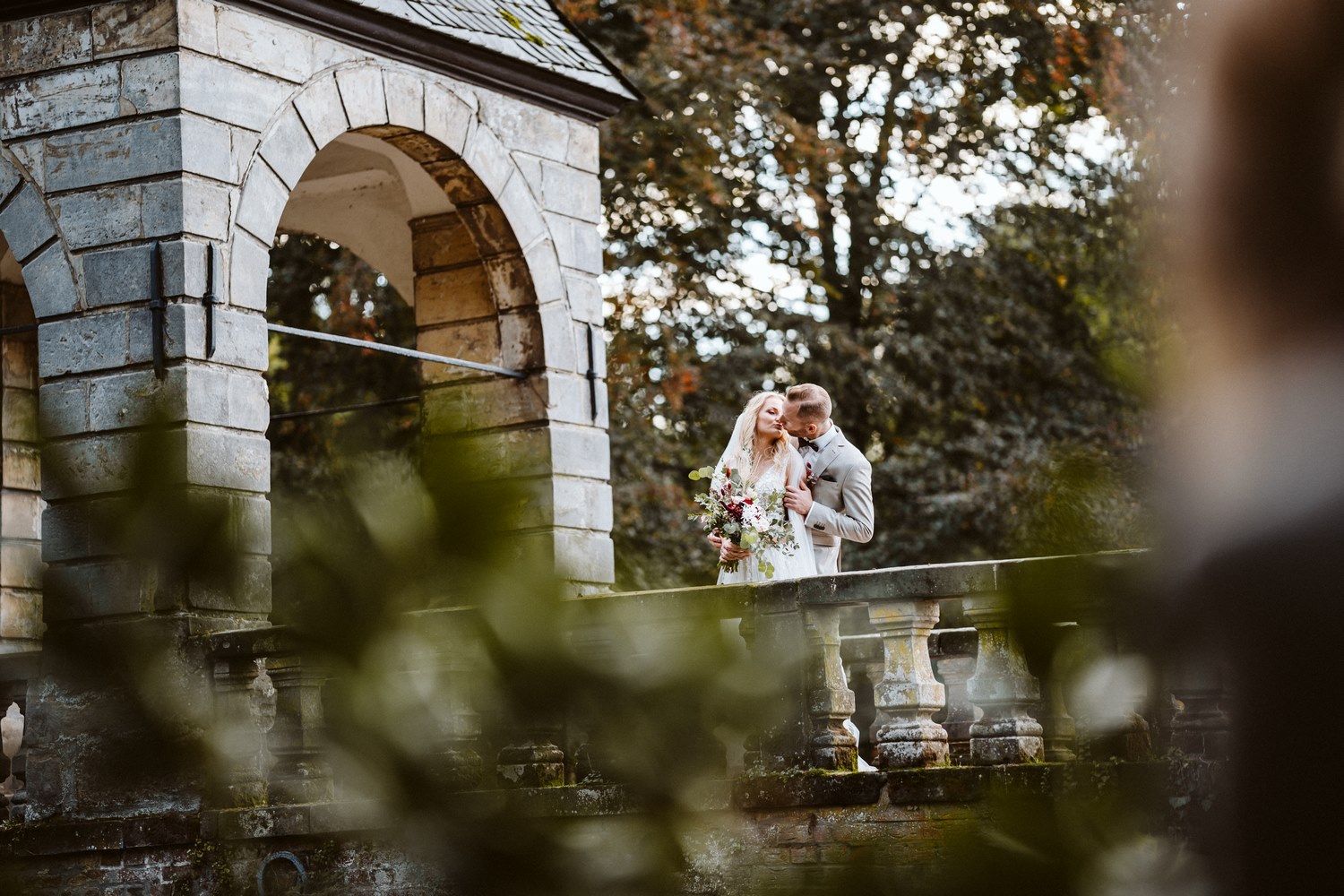 Hochzeitsfotoshooting auf Schloss Dyck – gesehen bei frauimmer-herrewig.de