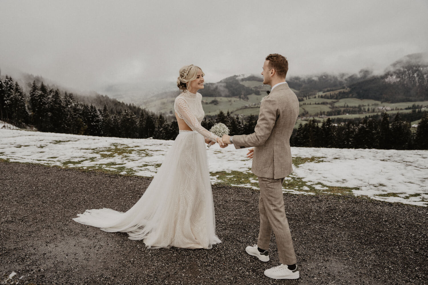 Первый взгляд на свадебную пару - на сайте frauimmer-herrewig.de