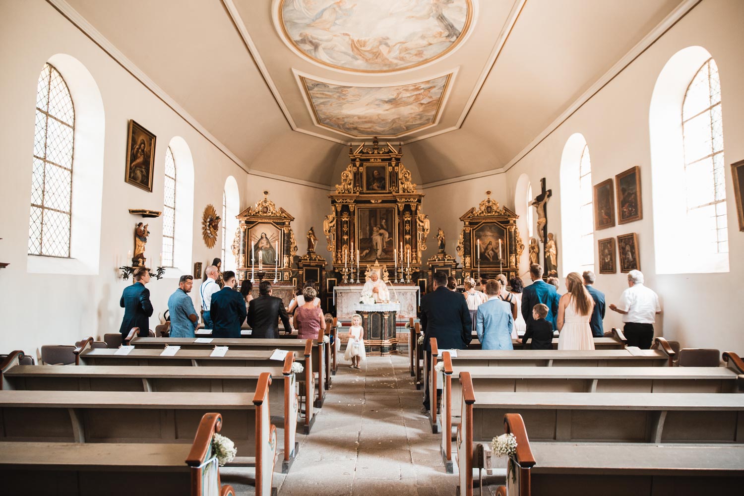 kirchliche Trauung auf dem Petersberg – gesehen bei frauimmer-herrewig.de