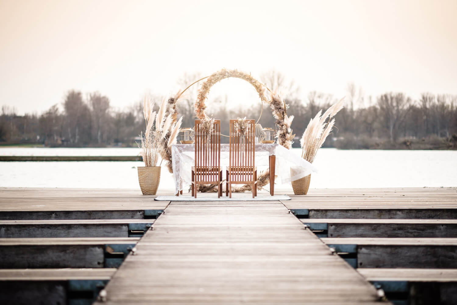 Бесплатная свадебная церемония на озере - на сайте frauimmer-herrewig.de Бесплатная свадебная церемония на озере - на сайте frauimmer-herrewig.de