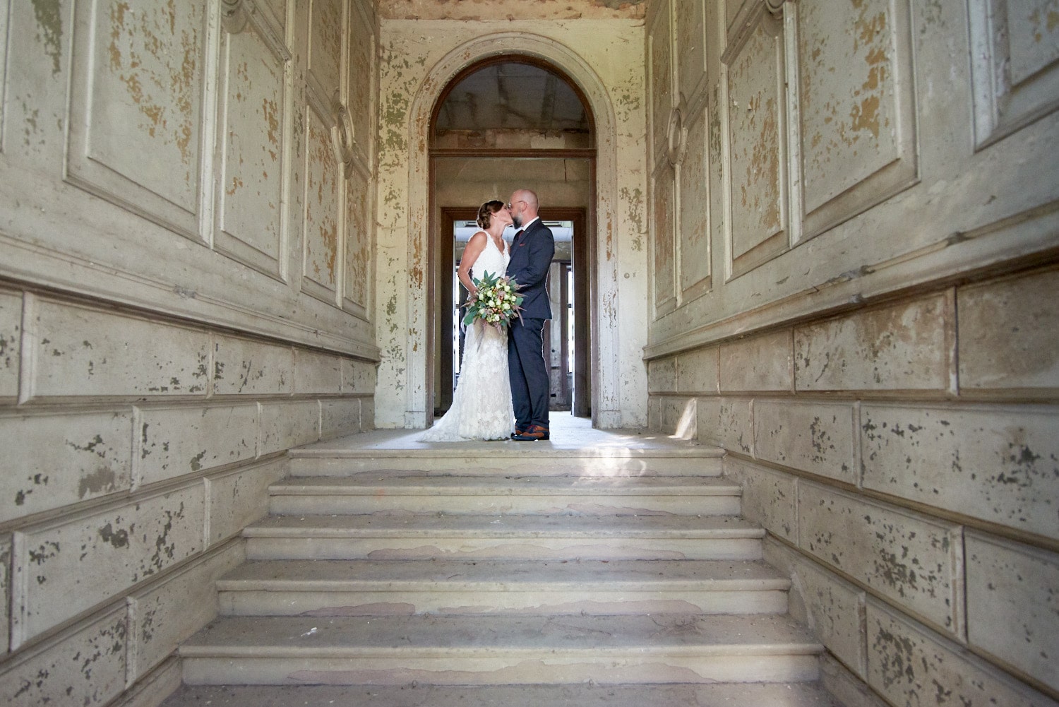 Fotoshooting auf der 20er-Jahre-Hochzeit – gesehen bei frauimmer-herrewig.de