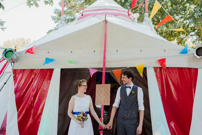 Hochzeit im Zirkuszelt