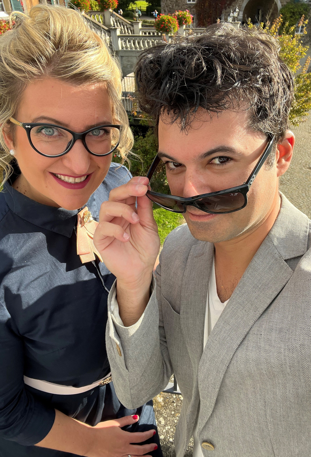 Freie Rednerin und Pianist – gesehen bei frauimmer-herrewig.de