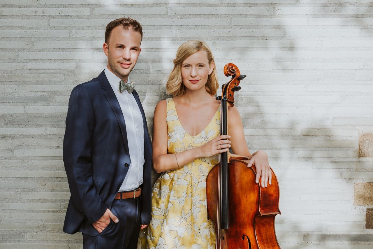 Max und Ella – das Piano & Cello Duo für eure Hochzeit