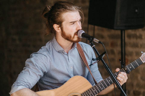 Lars Heermeier – Sänger & Gitarrist
