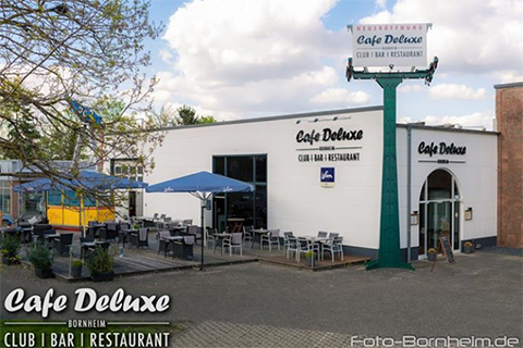 Café Deluxe