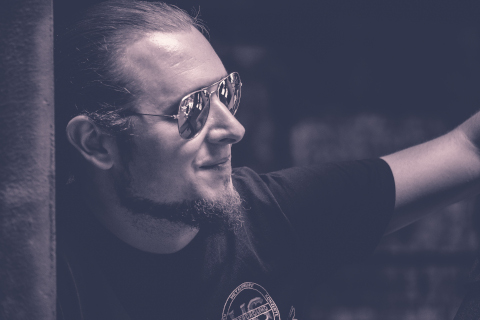 DJ-Headcrack