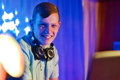 DJ Julian Engels