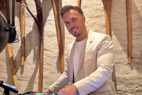 DJ TEE ONE