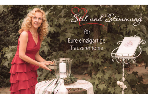 Traurednerin Roswitha Sieger